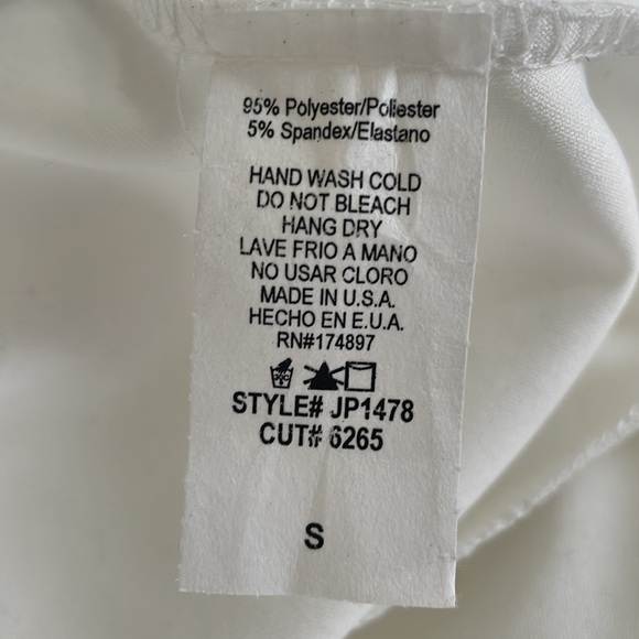 White Jumpsuit - Picture 7 of 8